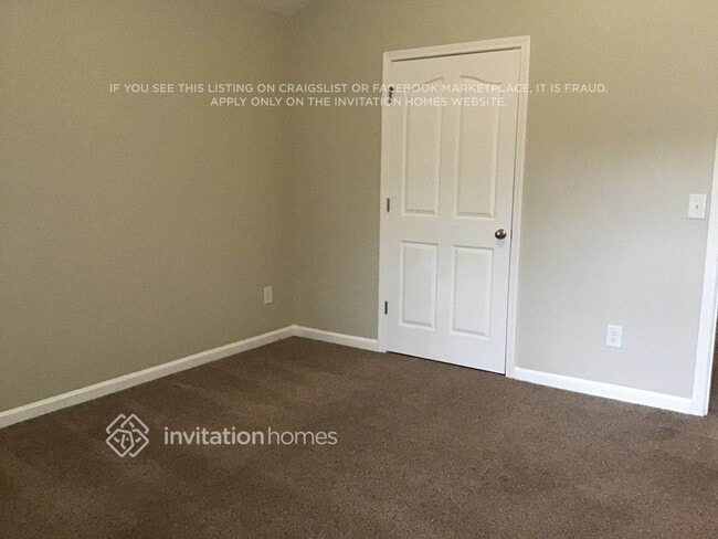 Photo - 2076 Barberry Dr