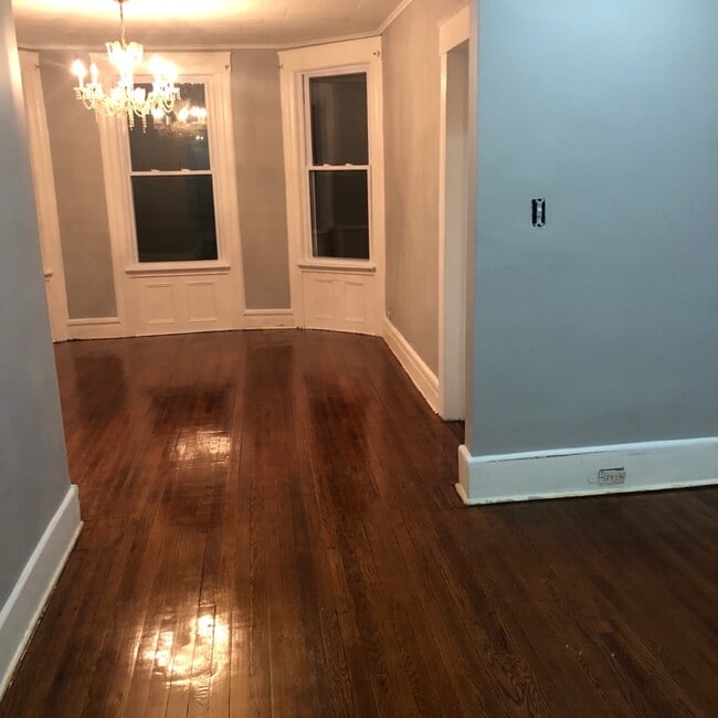 Photo - 395 Berwick St