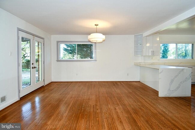 Photo - 4111 Saul Rd