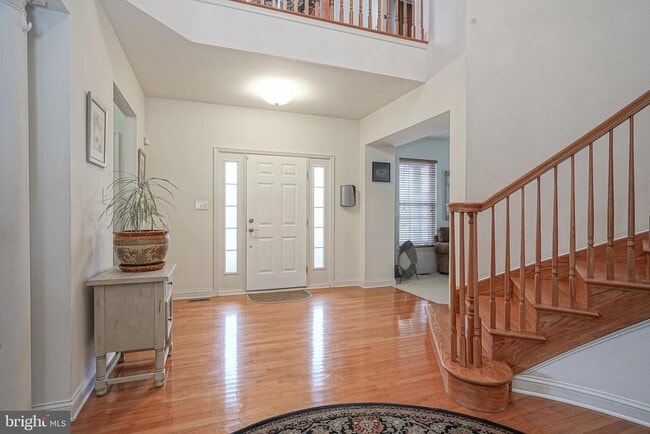 Photo - 142 White Cedar Dr