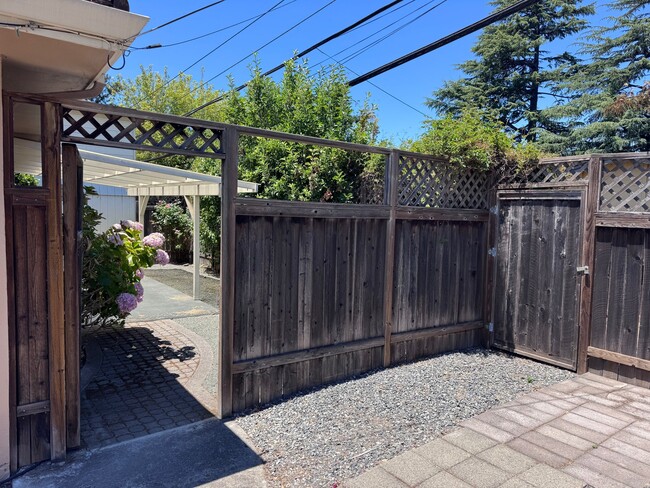 Photo - 611 Nason St Unit 613