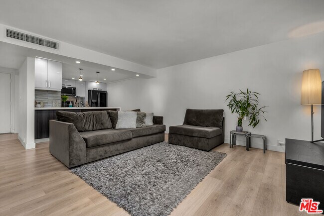 Photo - 10535 Wilshire Blvd Unit 1014