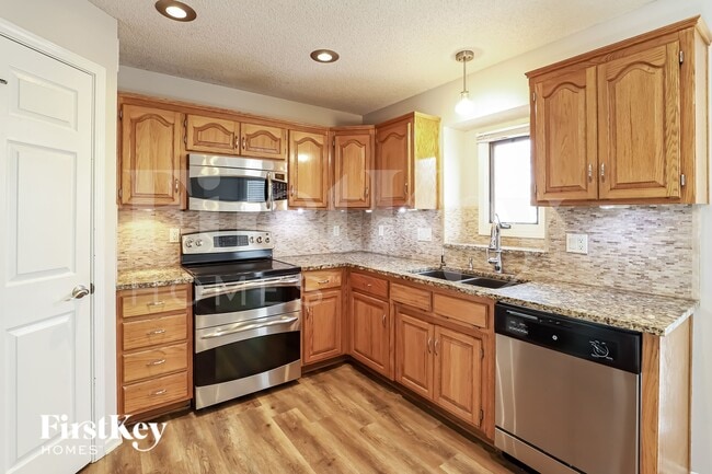 Photo - 8618 NE 72nd Terrace
