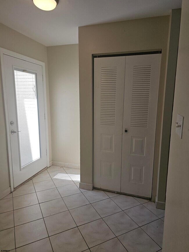 7 Country Magnolia Ln Condo Unit 7 Condo for Rent in Egg Harbor