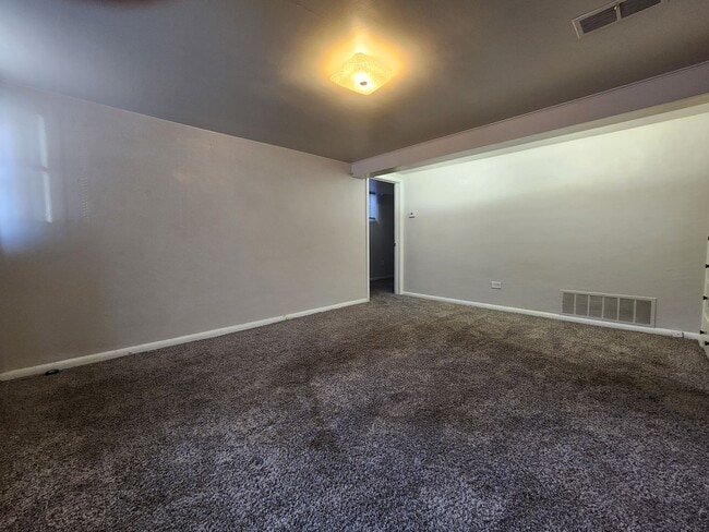 Photo - PRICE DECREASE! One Bed One Bath Garden Le...