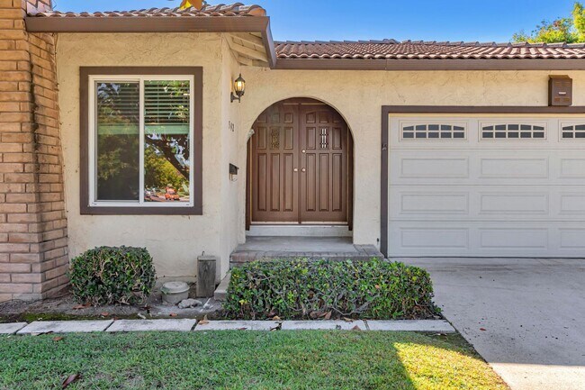542 Alberta Ave