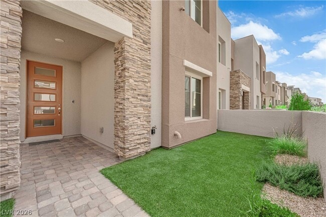 Photo - 600 N Carriage Hill Dr Unit 1048