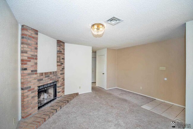 Photo - 1414 W Santa Maria Way