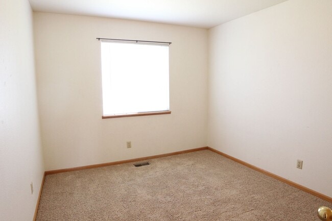 Building Photo - 442 Dunne Dr Rental