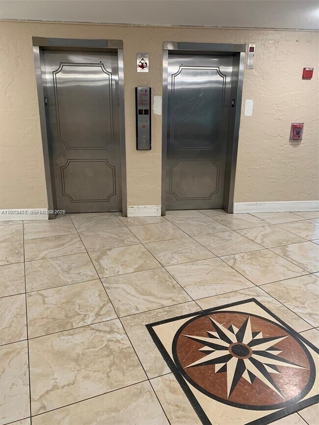 Photo - 4222 Inverrary Blvd Unit 4415