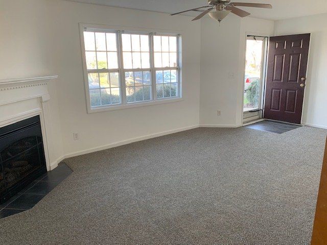 Photo - 2100 Flagstone Ct