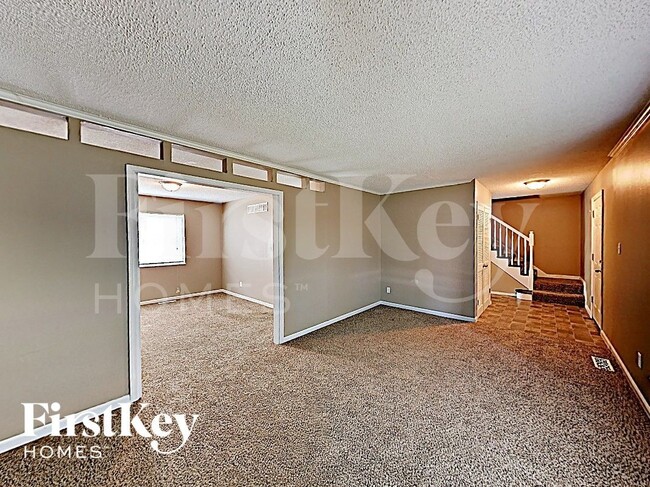 Photo - 6832 Chilham Dr