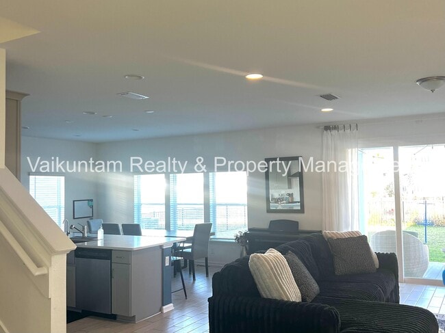 Photo - 377 Brookgreen Wy