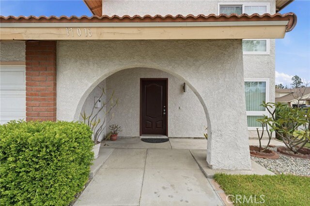 Photo - 17016 Leslie Ave