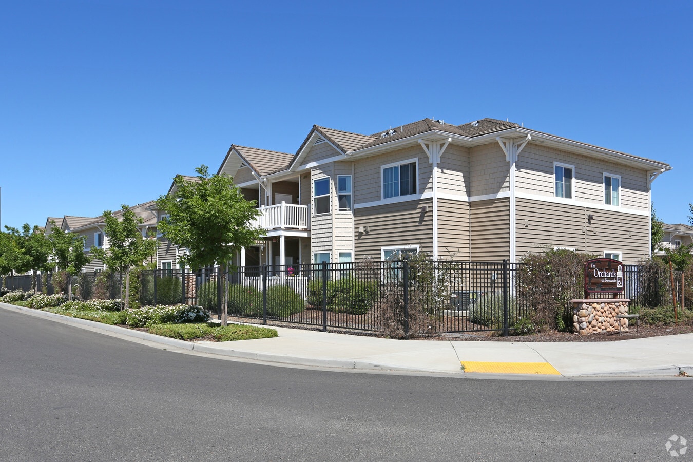 The Orchards on Newcastle - The Orchards on Newcastle Apartments