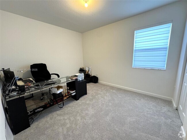 Building Photo - 2481 SW 25th Ave Rental