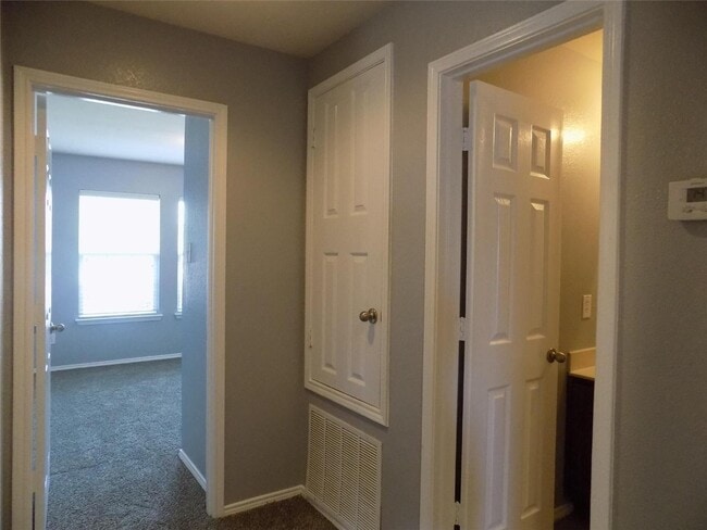 Photo - 16905 Thorntree Ct