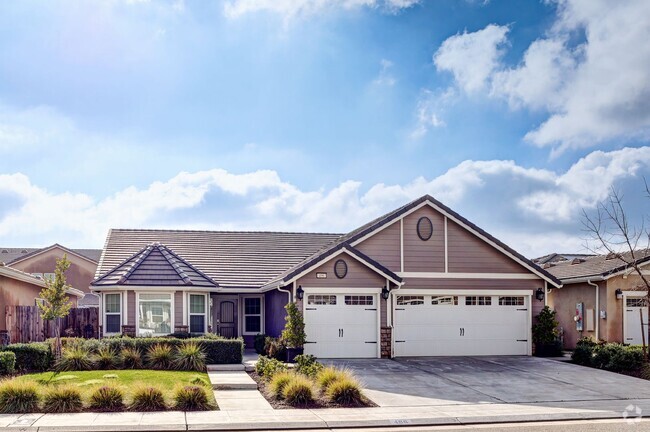 Building Photo - Home in Riverstone