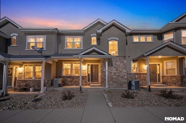 Building Photo - 5596 Canyon View Dr