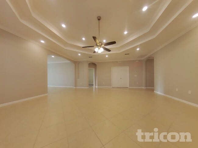 Photo - 1660 Luft Ln