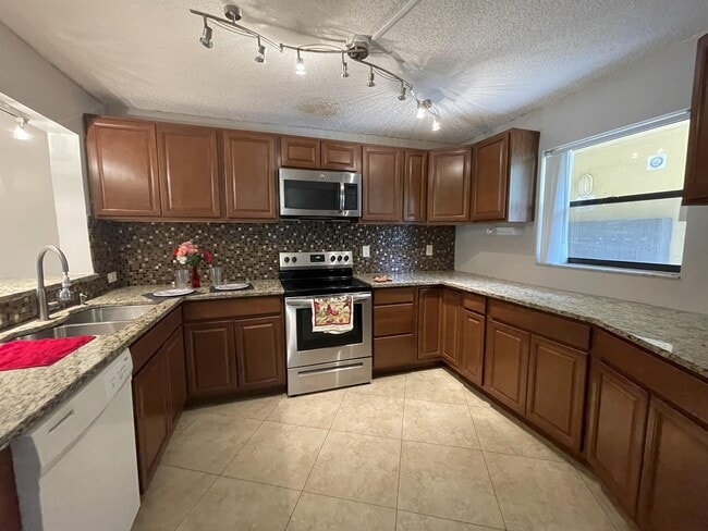 Photo - 9044 NW 28th Dr