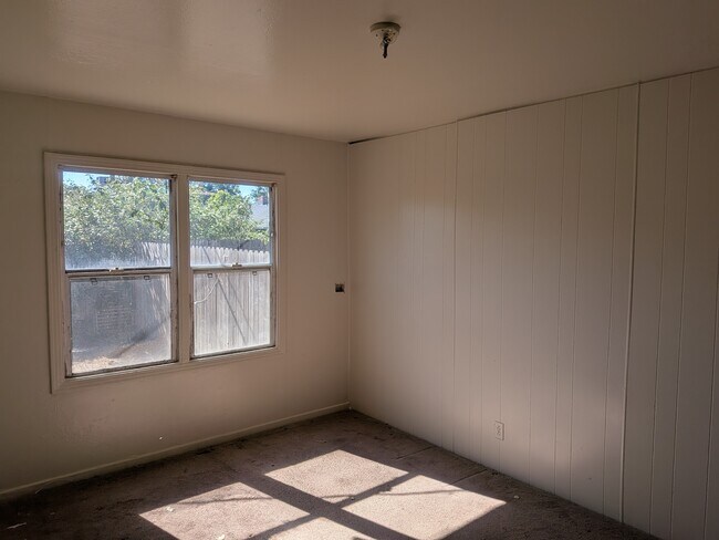 Photo - 5302 Thurman Way