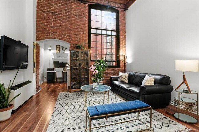 Photo - 25 Grand St Unit 137