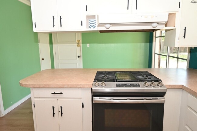 Photo - 1110 Rosemary Dr