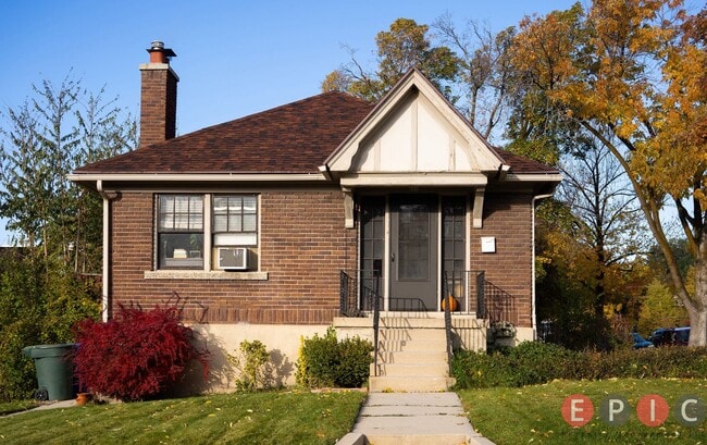 Building Photo - 237 Unit 237