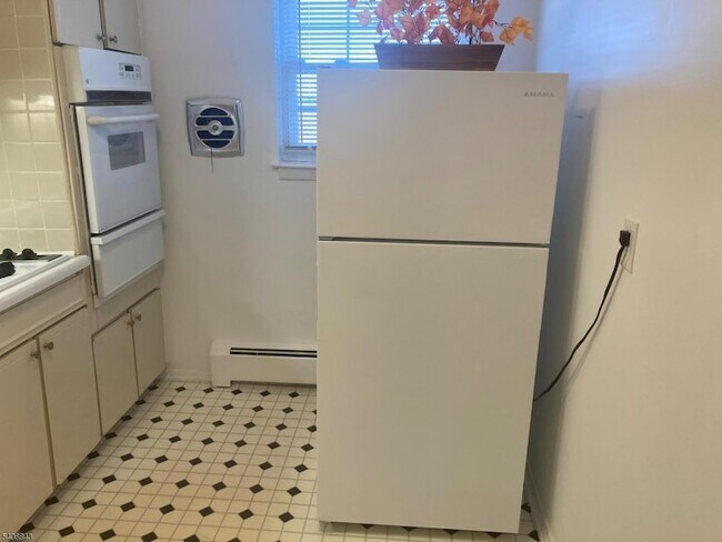 Photo - 1251 Valley Rd