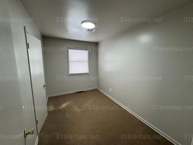 Photo - $1,025 - 3 bed 1 bath - Single Family Home *COMING SOON*
