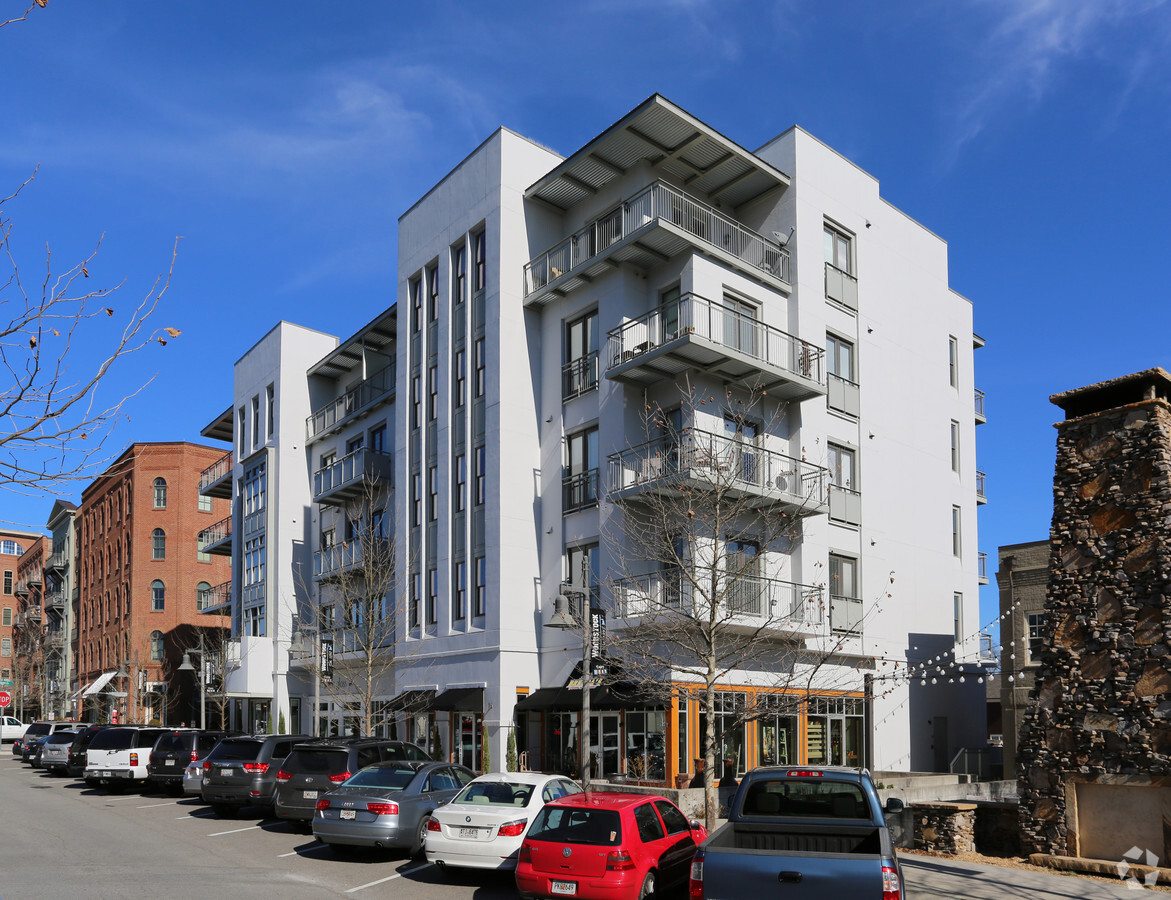 !260 Woodstock by ARIUM - !260 Woodstock by ARIUM Apartments