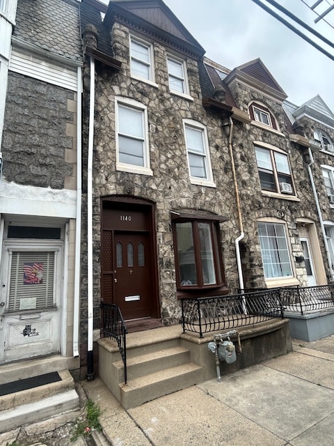 Photo - 1140 N 10th St Townhome