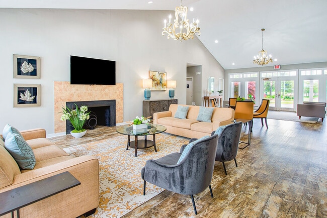 Ravens Crest apartments — community photo