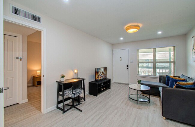 845 Augusta Dr Unit SI ID1471729P