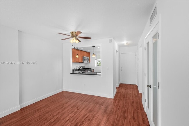 Photo - 716 Michigan Ave Unit 402