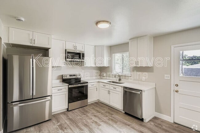 Building Photo - 4170 Chase St Unit A Rental