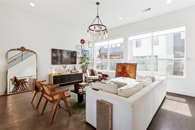 Photo - 2319 Kirby St Unit 102