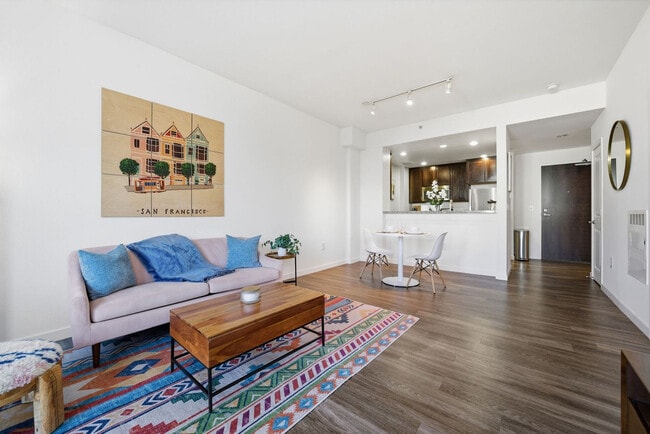 Photo - 1201 4th St Unidad SI FL5-ID1436064P