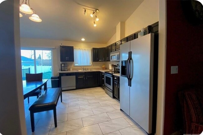 Photo - 4432 Lux Ave