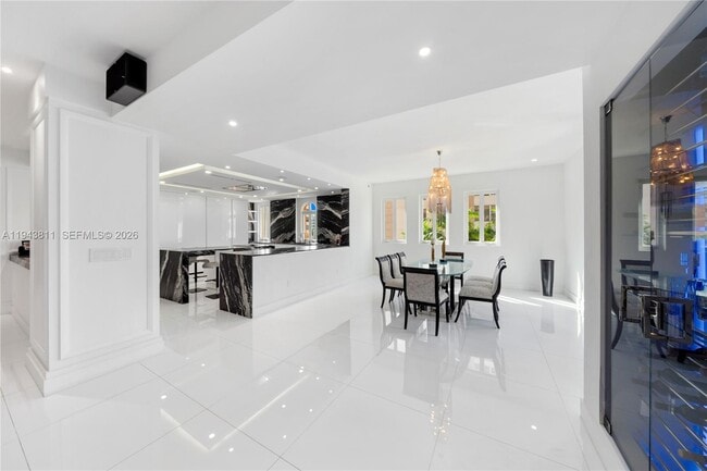 Photo - 600 Coral Wy Unit 2