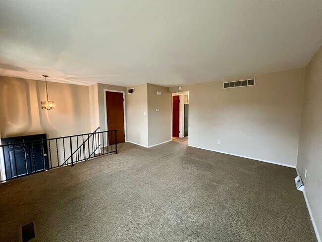 Photo - Fairview 5806-5810 Unit Fairview 5810