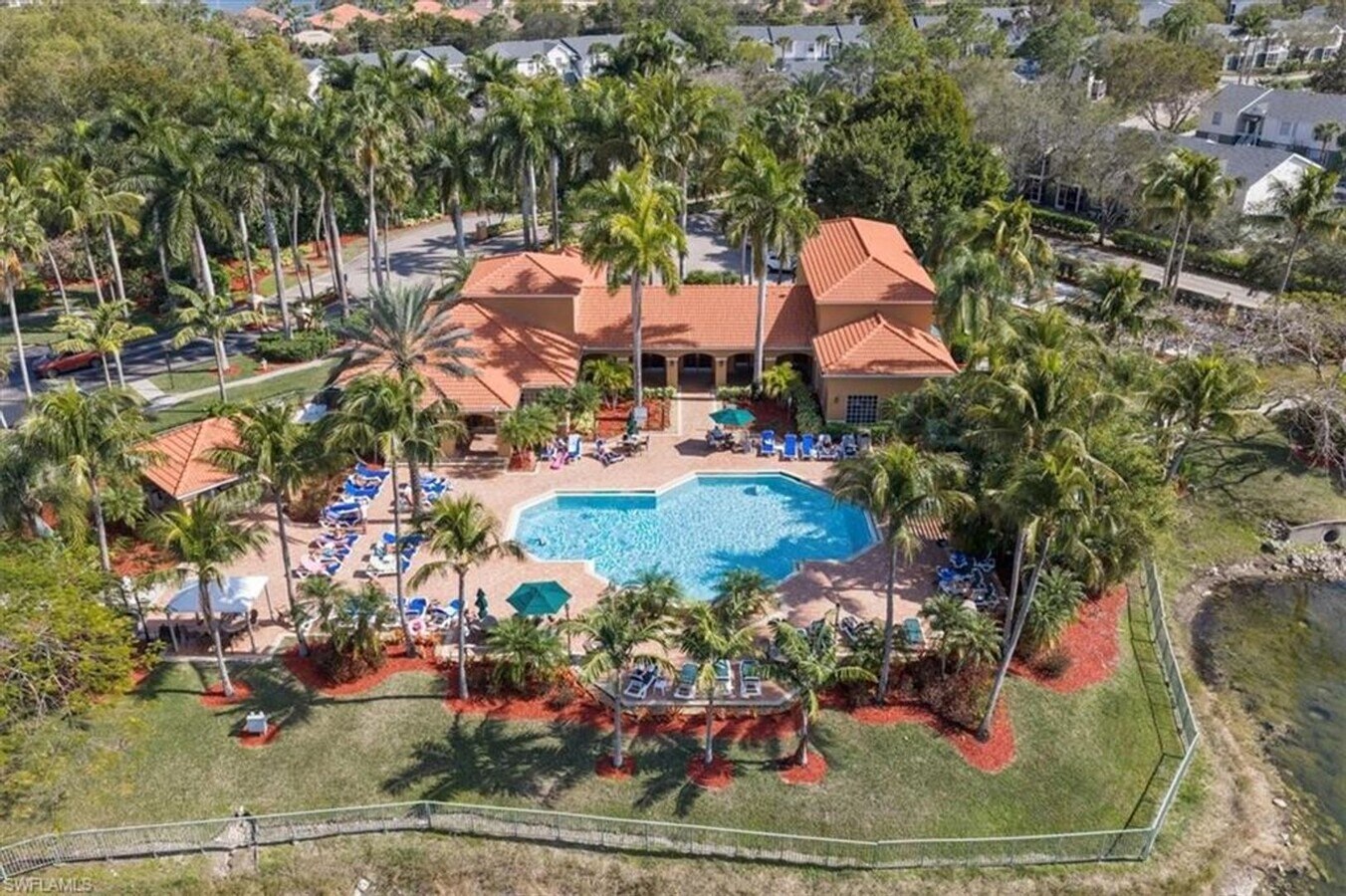 End-Unit 3-Bed Condo Near Downtown Naples & Beaches | Gated Resort-Style Community - End-Unit 3-Bed Condo Near Downtown Naples & Beaches | Gated Resort-Style Community
