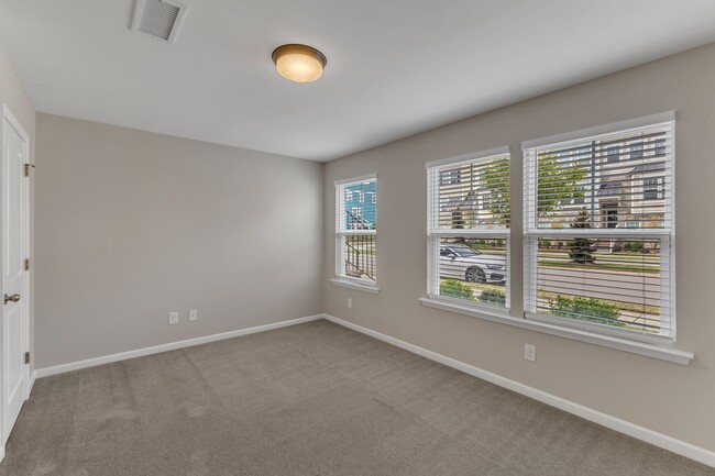 Photo - 558 Grand Central Sta Townhome