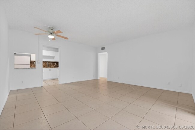 Photo - 760 SE 2nd Ave Unit D216