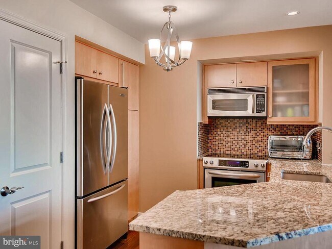 Photo - 675 S President St Unit 2408