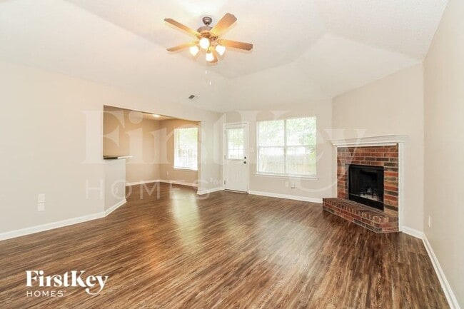 Photo - 988 Zenith Cove N