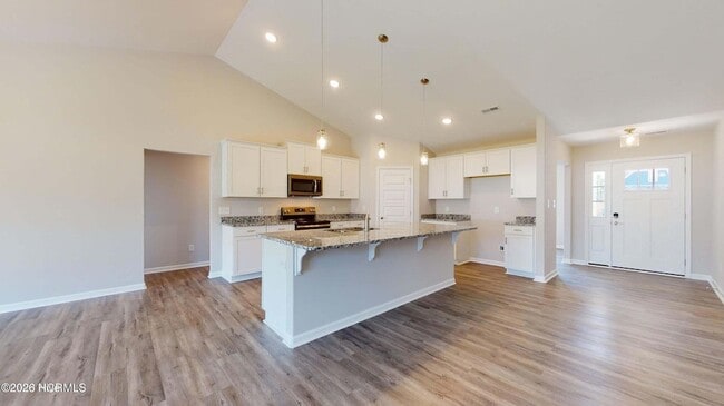 Photo - 93 Robertson Ln