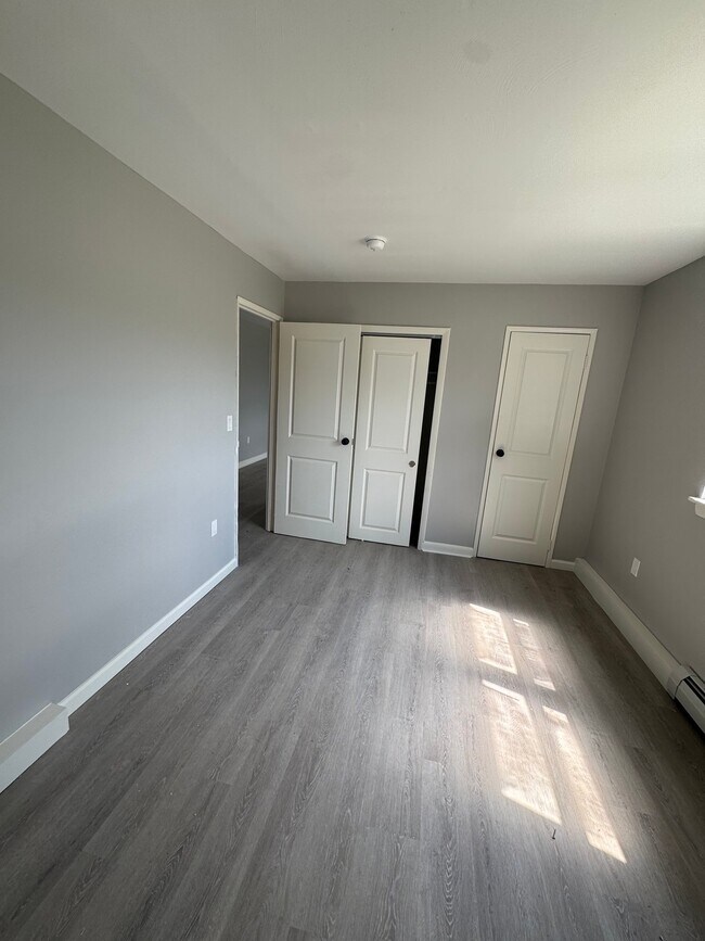 Photo - 170 Earle St Unit B2