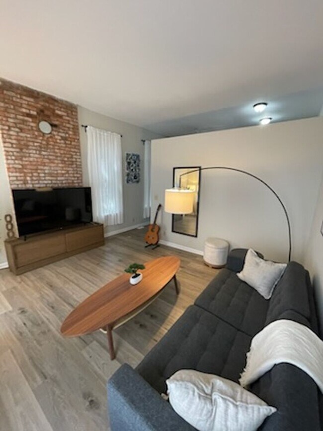 2359 Menard St Unit 2359 1